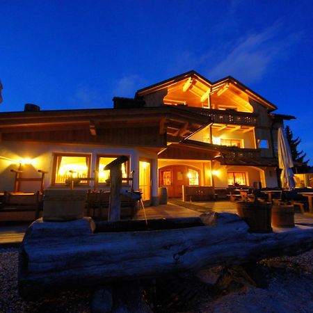 Rifugio La Para St. Vigil Exteriör bild